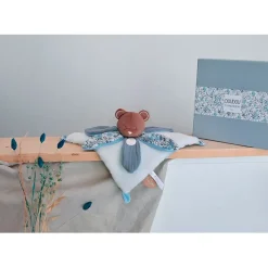 Fabrique de Styles Doudou plat ours avec pétale - Boh'Aime*Enfant Doudous Et Peluches
