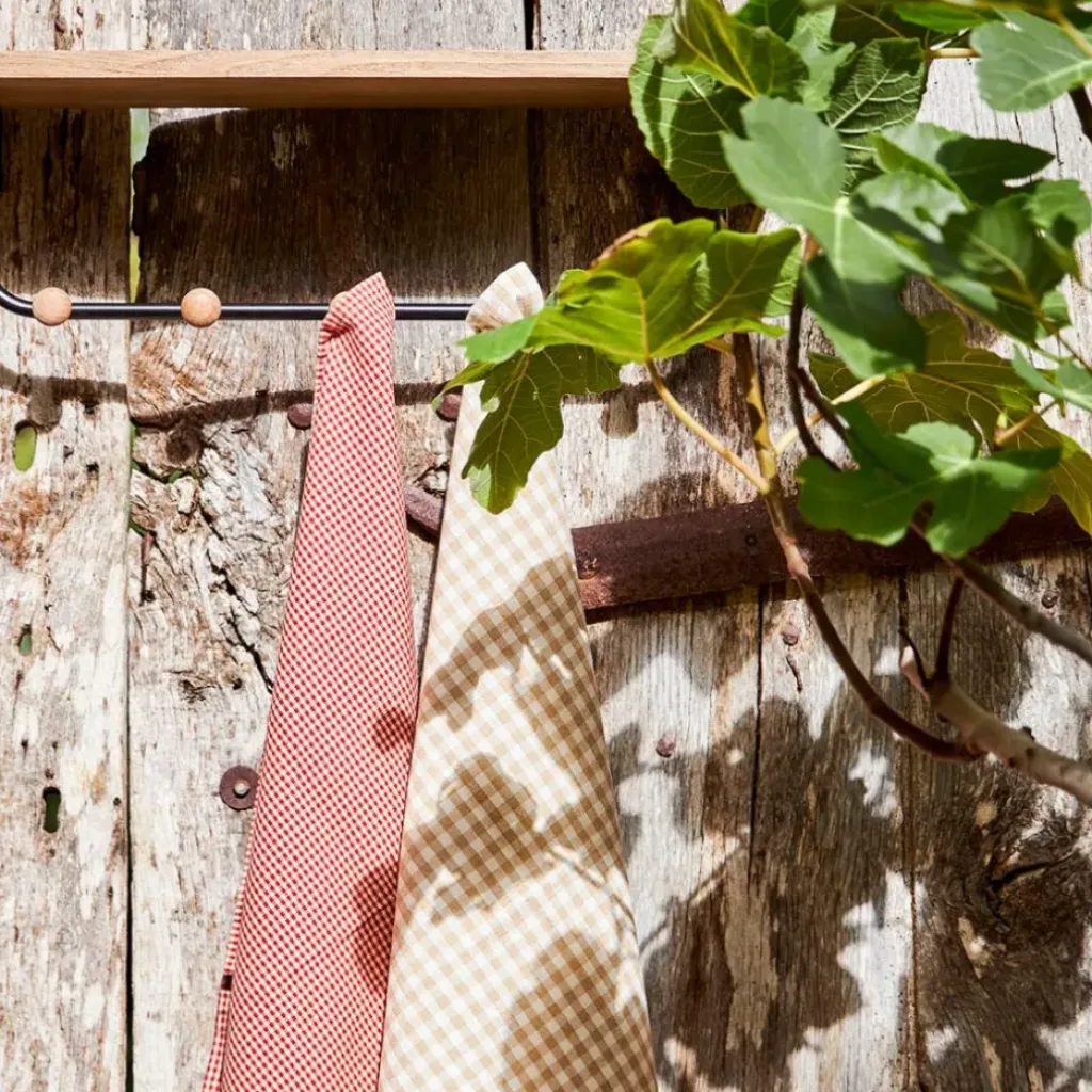 Fabrique de Styles Porte manteau avec étagère en fer noir et bois - Atelier* Patères
