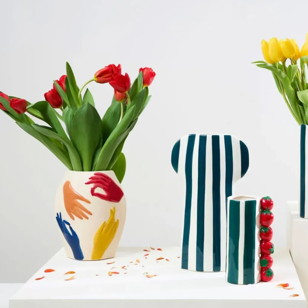 Fabrique de Styles Vase en porcelaine émeraude et rouge fraise h18.5cm - Mocoa* Vases Et Soliflores